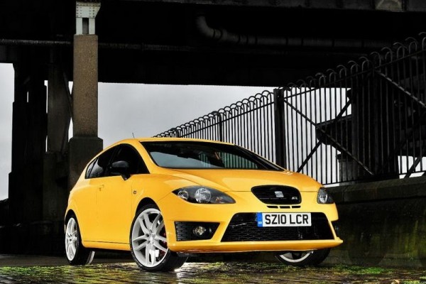 SEAT Leon Cupra R (2010)