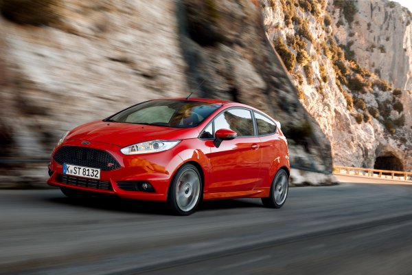 Ford Fiesta ST (2013)