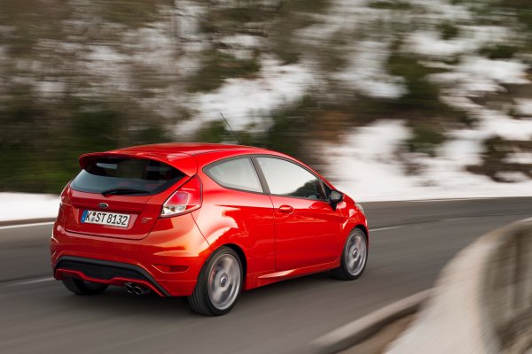 Ford Fiesta ST (2013)