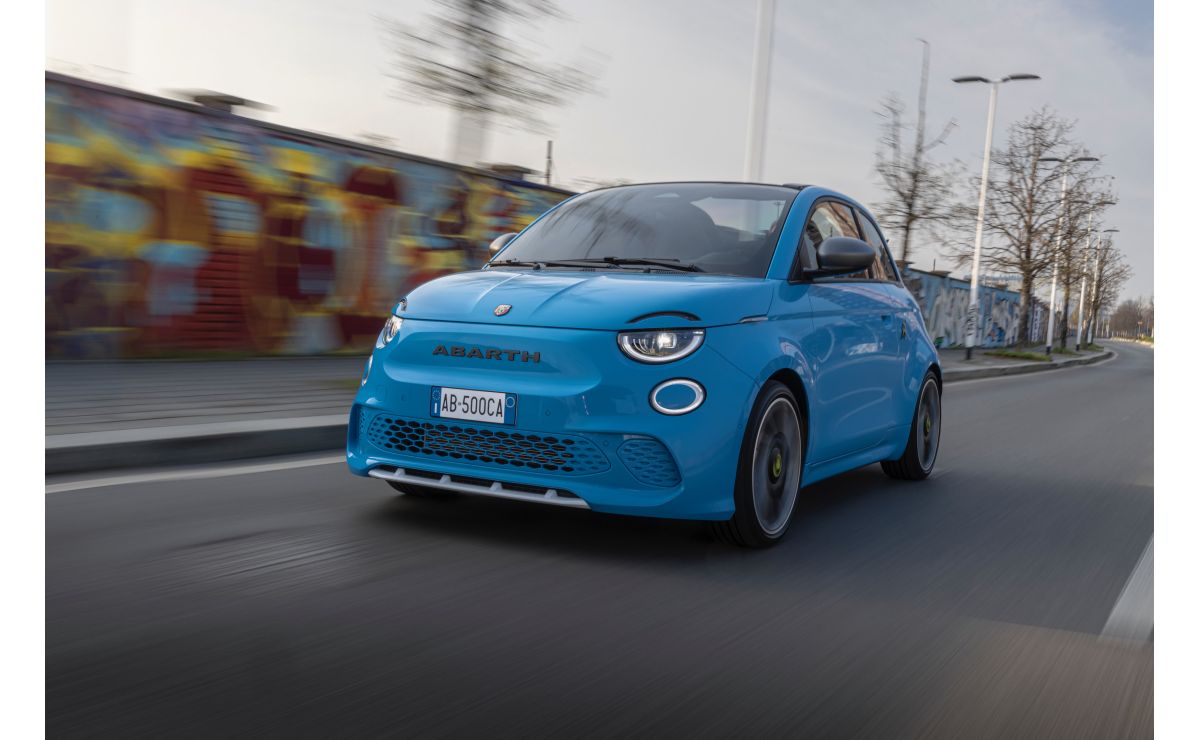 Abarth 500e / 500e Turismo